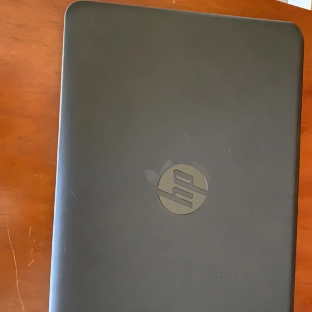 HP LAPTOP